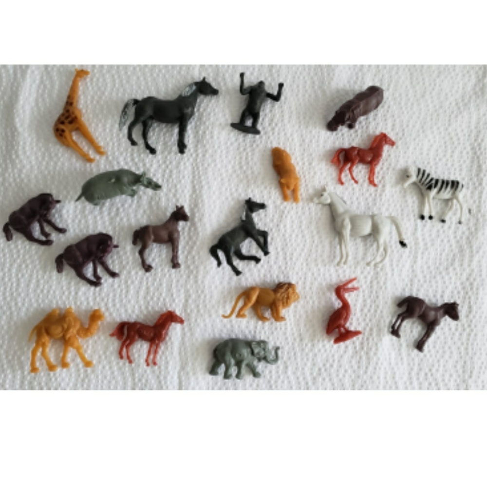 1" Inch Plastic Farm Animals